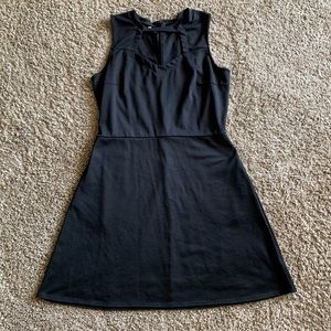 Maurice’s black cutout neck pocket dress size